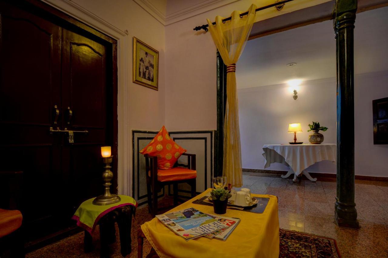 The Umaid Vilas Royal Heritage Haveli ジャイプール エクステリア 写真
