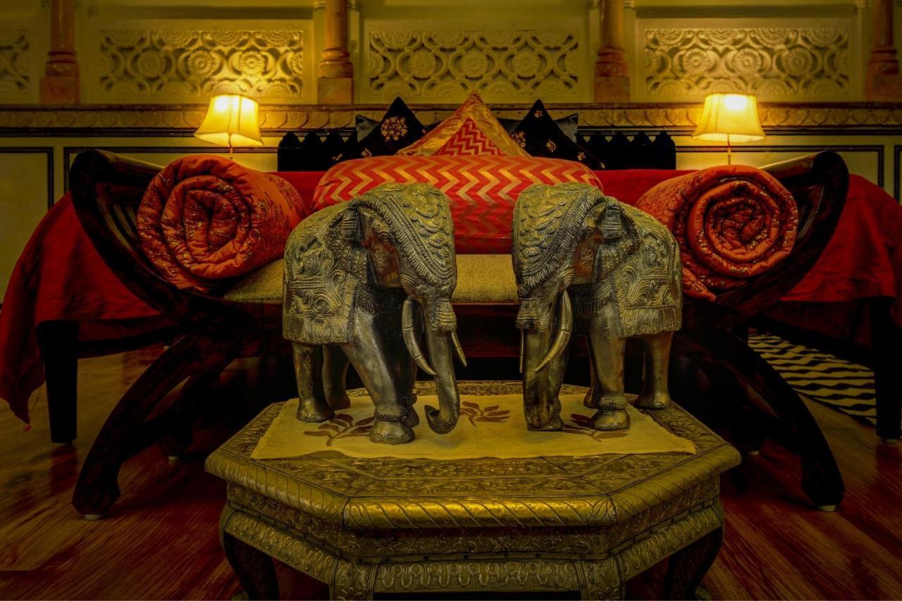 The Umaid Vilas Royal Heritage Haveli ジャイプール エクステリア 写真