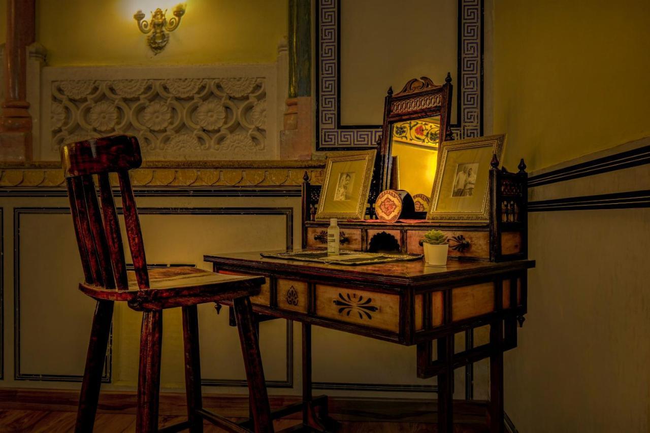The Umaid Vilas Royal Heritage Haveli ジャイプール エクステリア 写真