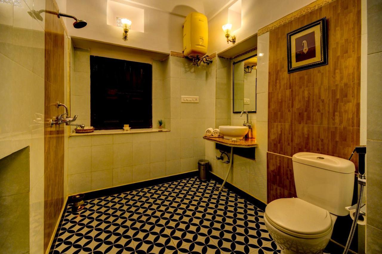 The Umaid Vilas Royal Heritage Haveli ジャイプール エクステリア 写真